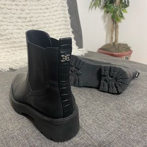 Sam Edelman Justina Lug Chelsea Boot 6.5 women